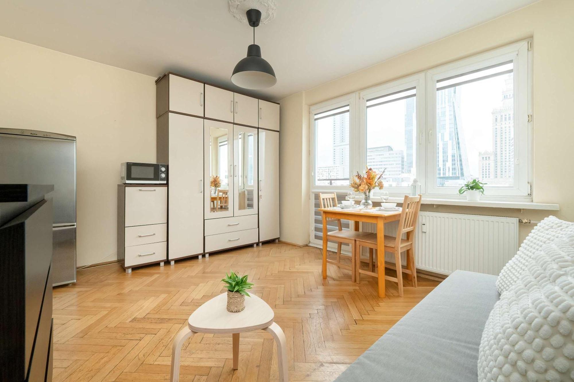 Przytulne W Centrum Warszawy Z Widokiem Na Miasto, Wanna I Balkonem By Rent Like * Varšava