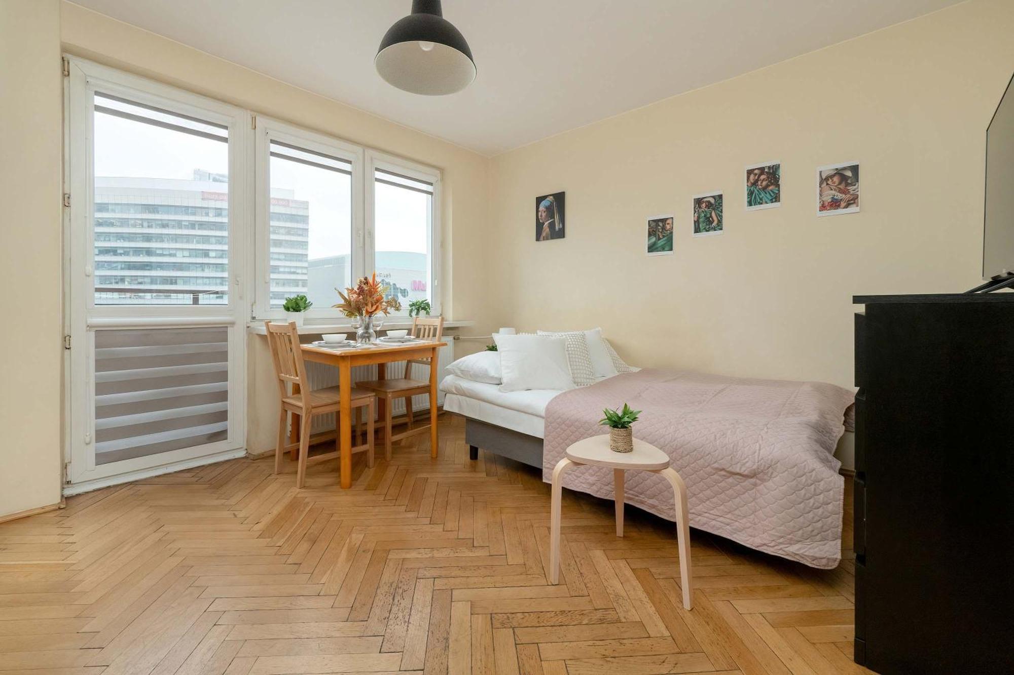 Apartmán Przytulne W Centrum Warszawy Z Widokiem Na Miasto, Wanna I Balkonem By Rent Like